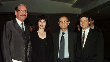 FILE PHOTO: A reception and premiere honoring the 13th annual Israeli Film Festival was held at the Academy of Motion Picture Arts and Sciences December 10. Attending the reception were (L-R) actor Chaim Topol, Michal Bat-Adam, star of the film "Women," director Moshe Mizrahi and festival founder and director Meyer Fenigstein. December 11, 1996. REUTERS/Fred Prouser/File Photo