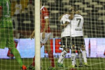FECHA 6: Colo Colo volvió al Monumental y derrotó a Calera por 3-1, con goles en el primer tiempo de Beausejour, Paredes y Fierro. 