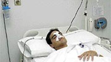 <b>RICHETTI, SIETE SEMANAS DE BAJA</B>. El argentino del Valladolid Pablo Javier Richetti pasó por el quirófano. Unos problemas en los huesos propios de la nariz le impedían respirar con normalidad y le han obligado a ser intervenido. Estará en torno a siete semanas de baja.