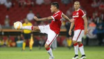 Aránguiz jugó su último partido ante la U por la Libertadores.