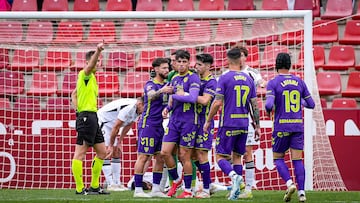 Momento de tensión en el Albacete-Málaga disputado el 15/03/2025 en el Carlos Belmonte.