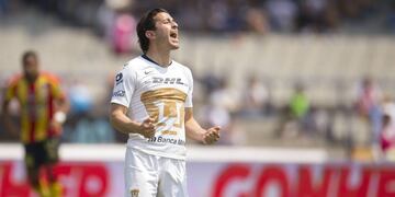 Deslumbró a propios y extraños hace un año, en el Apertura 2018, por su desempeño con los Pumas. Juega como lateral derecho, sector desde donde suele arrancar las jugadas hasta culminar en muchas ocasiones dentro del área rival. Es titular indiscutible con Universidad, donde en el Clausura 2019 registró 15 partidos para un total de 1350 minutos.