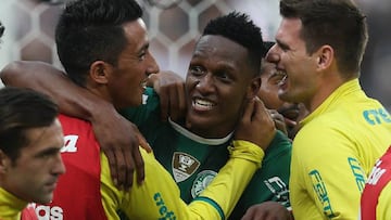 Yerry Mina, defensa y figura del Palmeiras de Brasil