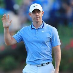 El norirlandés McIlroy alcanza a Fleetwood en el liderato