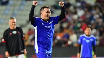 Chaco Giménez dice adiós al futbol con emotiva despedida