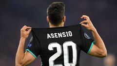 Real Madrid&#039;s Spanish midfielder Marco Asensio celebrates after scoring a goal during the UEFA Champions League semi-final first-leg football match FC Bayern Munich v Real Madrid CF in Munich in southern Germany on April 25, 2018. / AFP PHOTO / Chris