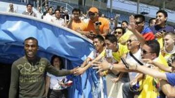 <b>ACLAMADO. </b>Guerrón fue recibido a lo grande por sus paisanos ecuatorianos en su presentación.
