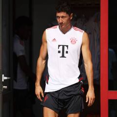 Lewandowski transfer to Barcelona getting ever closer