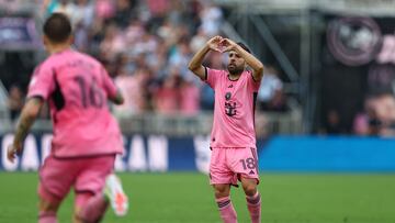 FORT LAUDERDALE, FLORIDA - MARCH 10: Jordi Alba #18 of Inter Miami reacts after scoring a goal during the second half against CF Montr�al at DRV PNK Stadium on March 10, 2024 in Fort Lauderdale, Florida.   Megan Briggs/Getty Images/AFP (Photo by Megan Briggs / GETTY IMAGES NORTH AMERICA / Getty Images via AFP)