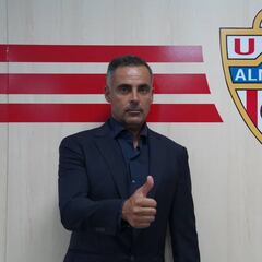 José Gomes: "Si tengo que ser duro, lo seré"