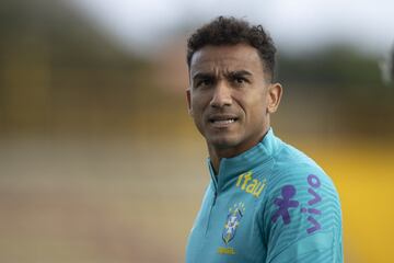 La Selección de Brasil realizó su primer entrenamientos en el estadio Metropolitano de Techo en Bogotá antes de viajar a Venezuela.