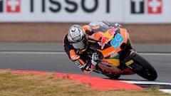 Carrera GP Gran Bretaña Moto3, en directo: última hora en el circuito de Silverstone hoy, en vivo