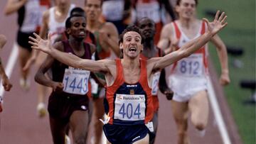 Fermín Cacho gana el oro de Barcelona 92 en 1.500 metros.