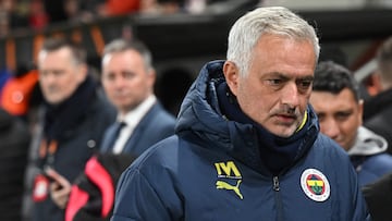 Fenerbahce's Portuguese head coach Jose Mourinho looks on prior to the UEFA Europa League football match between Slavia Prague and Fenerbahce SK in Prague, Czech Republic on November 28, 2024. (Photo by Michal Cizek / AFP)