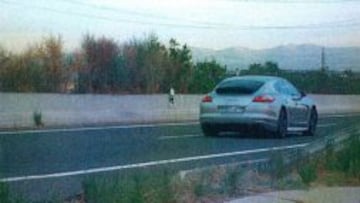 El coche de Amaya fotografiado por la DGT