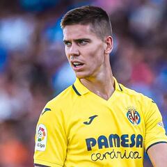 Xavi’s No.1 priority Juan Foyth tells Villarreal he wants to play for Barça