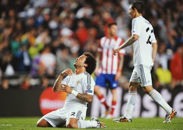 Cuatro años antes, el foco se fue del derbi catalán al derbi madrileño, un Real Madrid-Atlético de Copa disputado en febrero de 2014 en el estadio Santiago Bernabéu. "Marcelo es un mono", "No es tu padre" y "Esperamos que tu padre muera" gritaron contra Marcelo y su hijo, que saltó al campo para abrazar a su padre tras el encuentro, un grupo de ultras atléticos que seguían en las gradas a la espera de que se vaciara el estadio. También se produjeron cánticos imitando los sonidos de un mono mientras el lateral brasileño, que había sido suplente, realizaba ejercicios tras el partido. El jugador del Real Madrid había sido víctima anteriormente de un supuesto insulto racista por parte del centrocampista del Barça, Sergio Busquets. Fue en el partido de ida de la Liga de Campeones el 27 de abril de 2011 y el club madrileño denunció que este le llamó “mono” a Marcelo.  El jugador de Sabadell aseguró que lo que le dijo fue: “Mucho morro”.