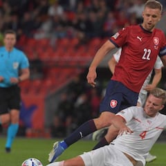 Soucek, el todocampista que admiraba a Cesc