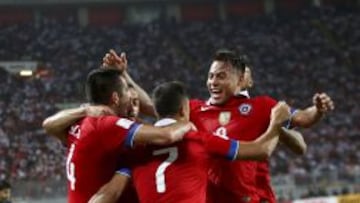 Chile celebra el triunfo ante Perú en Lima.