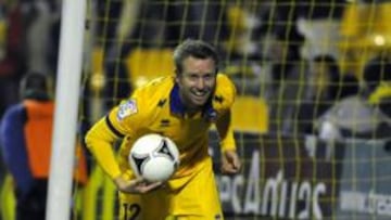 El Zaragoza no despega, pero evita el 'alcorconazo'