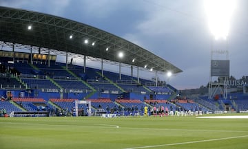 Los equipos formados en el Coliseum Alfonso P¨¦rez.