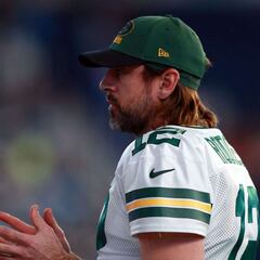 What is Aaron Rodgers' record against the 49ers?