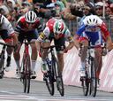 Gaviria gana en Orbetello tras la descalificación de Viviani