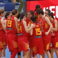 La Selección se pasea por Suecia con una imponente Lyttle (24)