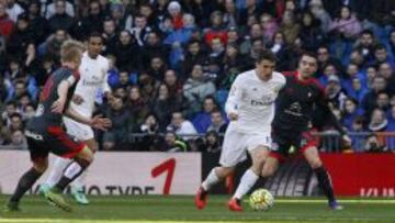 Kovacic, ante el Celta.