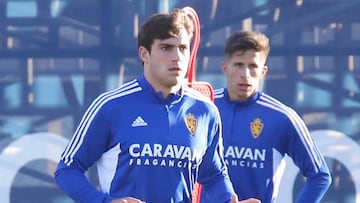 Iván Azón y Giuliano Simeone.