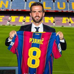 Pjanic: "Compartiré el vestuario con un extraterrestre"