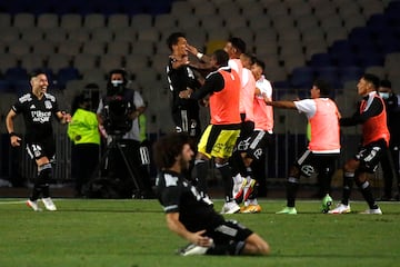 Villanueva celebra su gol ante la UC por la Supercopa de Chile 2022.