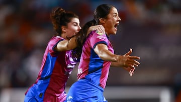 Rebeca Bernal celebrates her goal 0-2 of Monterrey during the Semifinal first leg match between Pachuca and Monterrey as part of the Liga BBVA MX Femenil, Torneo Apertura 2024 at Hidalgo Stadium on November 15, 2024 in Pachuca, Hidalgo, Mexico.