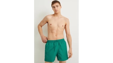 Tenemos 10 bañadores de C&A para hombre y para mujer cómodos y bonitos