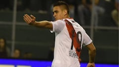 Santos Borré sería titular con River en Copa Argentina
