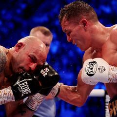 Warrington arrebata a cabezazos el Mundial a Kiko Martínez