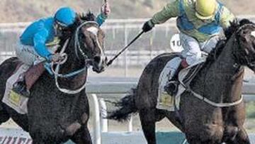 <b>FINAL APRETADO. </b>La cuarta carrera se decidió en un duro sprint entre Vengerov (derecha) y Lorentz.