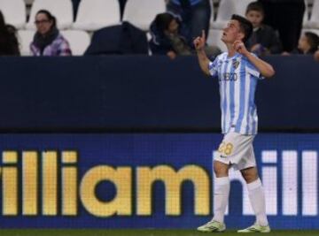 El centrocampista venezolano del Málaga Juan Pablo Añor "Juanpi" celebra su gol, primero del equipo durante el encuentro de la ida de octavos de final de la Copa del Rey ante el Levante, que ambos equipos disputan esta noche en el estadio de La Rosaleda.