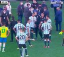 El bochornoso momento que paraliza el Brasil-Argentina a los 6'