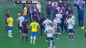 El penoso momento que paralizó el Brasil-Argentina a los 6'