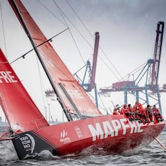 El 'Mapfre' a un paso de hacer historia en la vela española