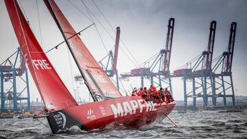 El  Mapfre&#039; preparado para la salida de la decisiva etapa de Goteborg-La Haya.