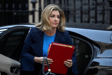 Britain's Leader of the House of Commons Penny Mordaunt walks outside Number 10 Downing Street in London, Britain, October 18, 2022. REUTERS/Toby Melville