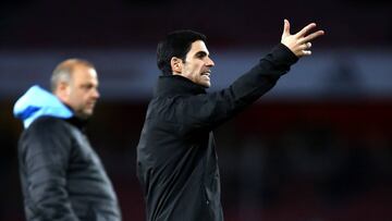 Arteta, en un partido con el Manchester City.