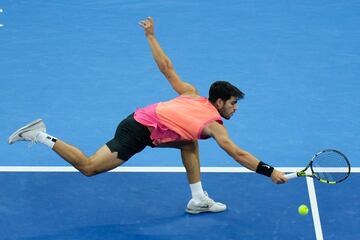 El tenista español ha ganado, con remontada incluida, al italiano Jannik Sinner por 7-6, 4-6 y 7-6.