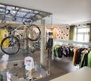 AS visita la tienda de bicicletas de Andy Schleck en Itzig