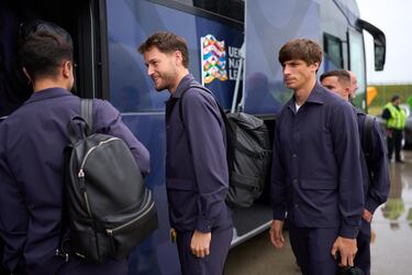 Álex Remiro y Robin Le Normand.