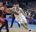 El Madrid dominó al Zaragoza de principio a fin
