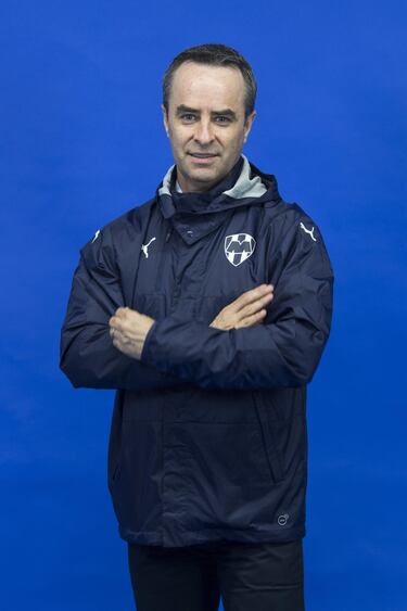 Luis Miguel Salvador: Estuvo en la presidencia de Rayados de 2001 a 2016, consiguió tres títulos de la Liga MX y tres más de la Concacaf. Además, llevó al equipo a disputar la Copa Libertadores en 2010 y el Mundial de Clubes de 2011, 2012 y 2013. 