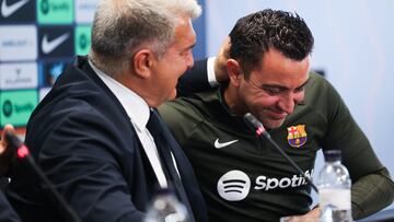 La incongruencia de Laporta y la directiva del Barça con la continuidad de Xavi: “Por dónde la cojas...”